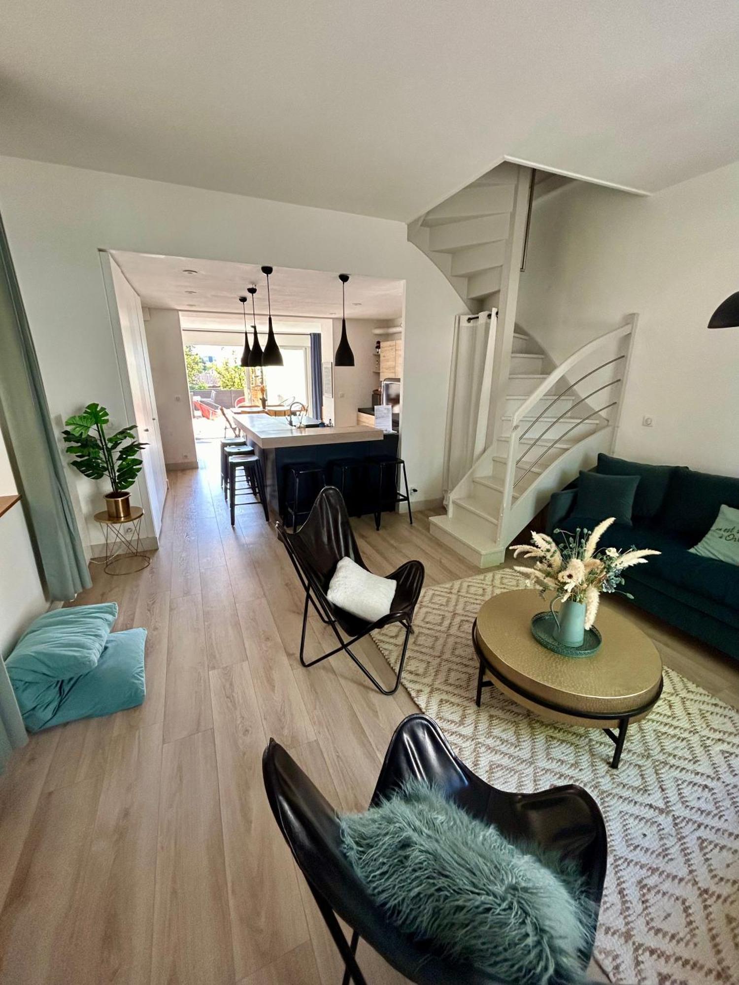 Saint Charles Villa Орлеан Екстериор снимка